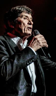 Gianni Morandi Buon Natale Tour 2024: Italian Music Legend Brings Festive Cheer to Helsinki!